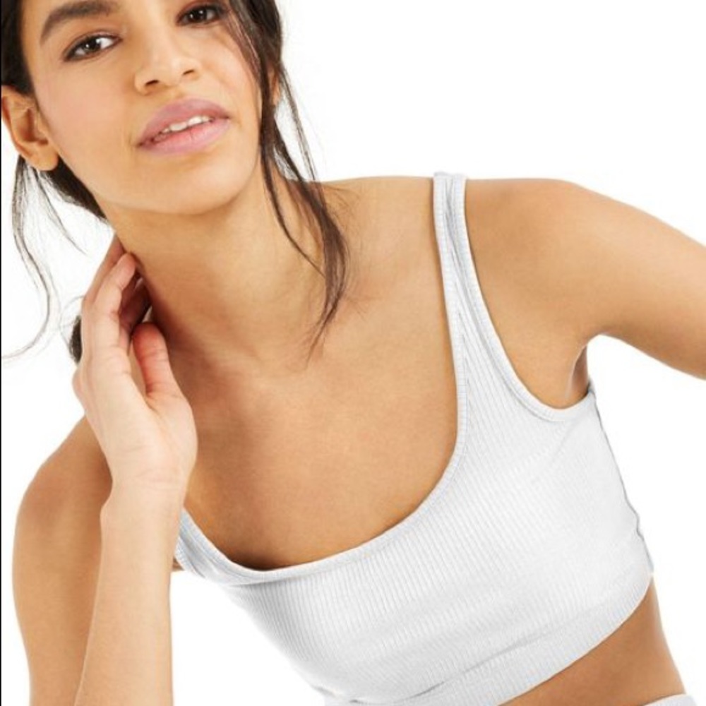 NWT - Ribbed knit scoop neck bralette